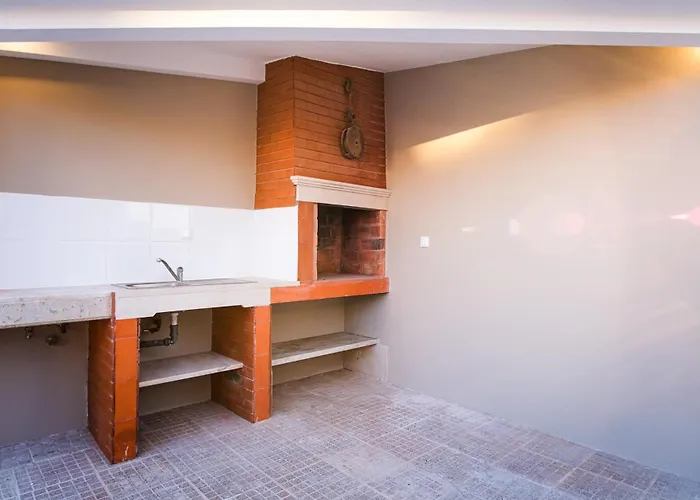 Casa Do Gato Sete Riscas Sobral (Leiria)