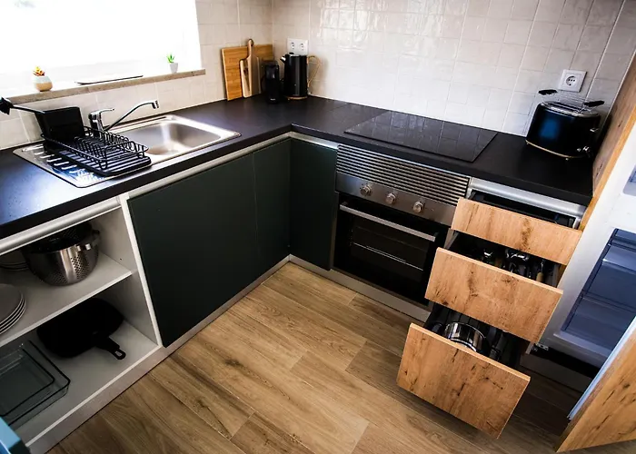 Casa Do Gato Sete Riscas * Sobral (Leiria)